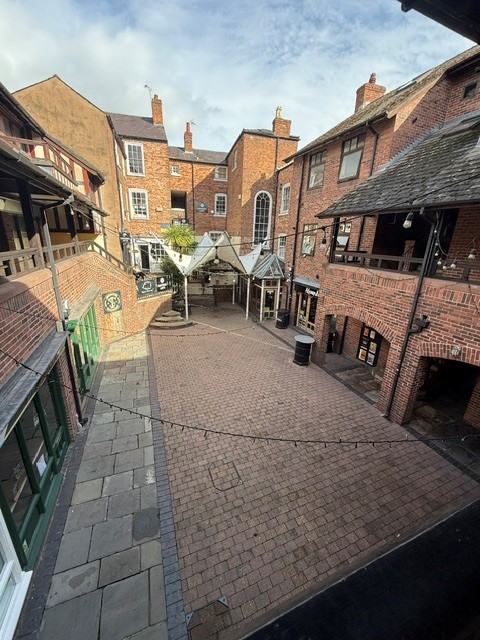 Rufus Court, Chester